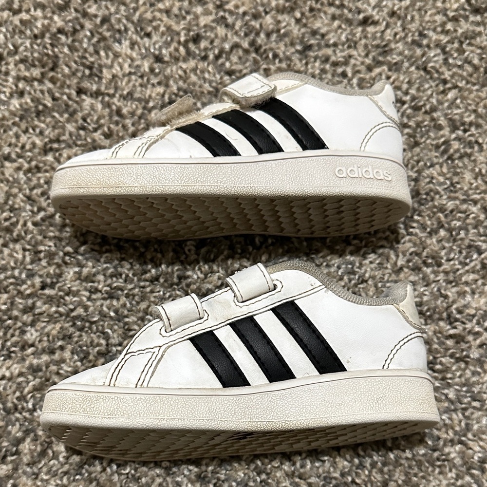 Adidas Kids Grand Court 2 Velcro Sneakers